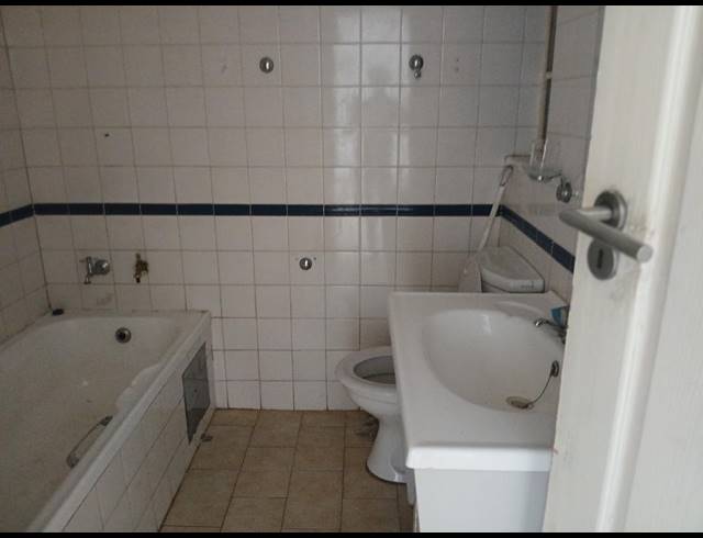 2 bed property for sale in ORMONDE